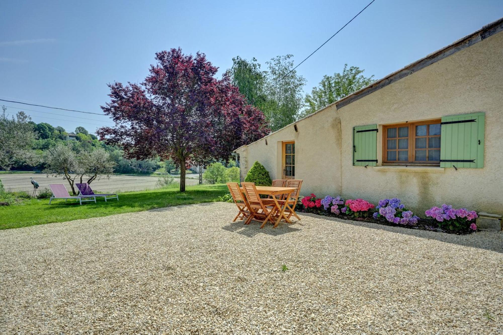 Domaine Bellavigne Gites Et Spa Forcalquier Exterior photo
